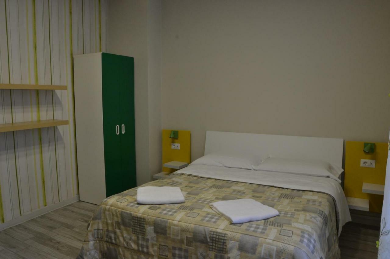 Leonardo Tourist House Hotel Florence Exterior photo